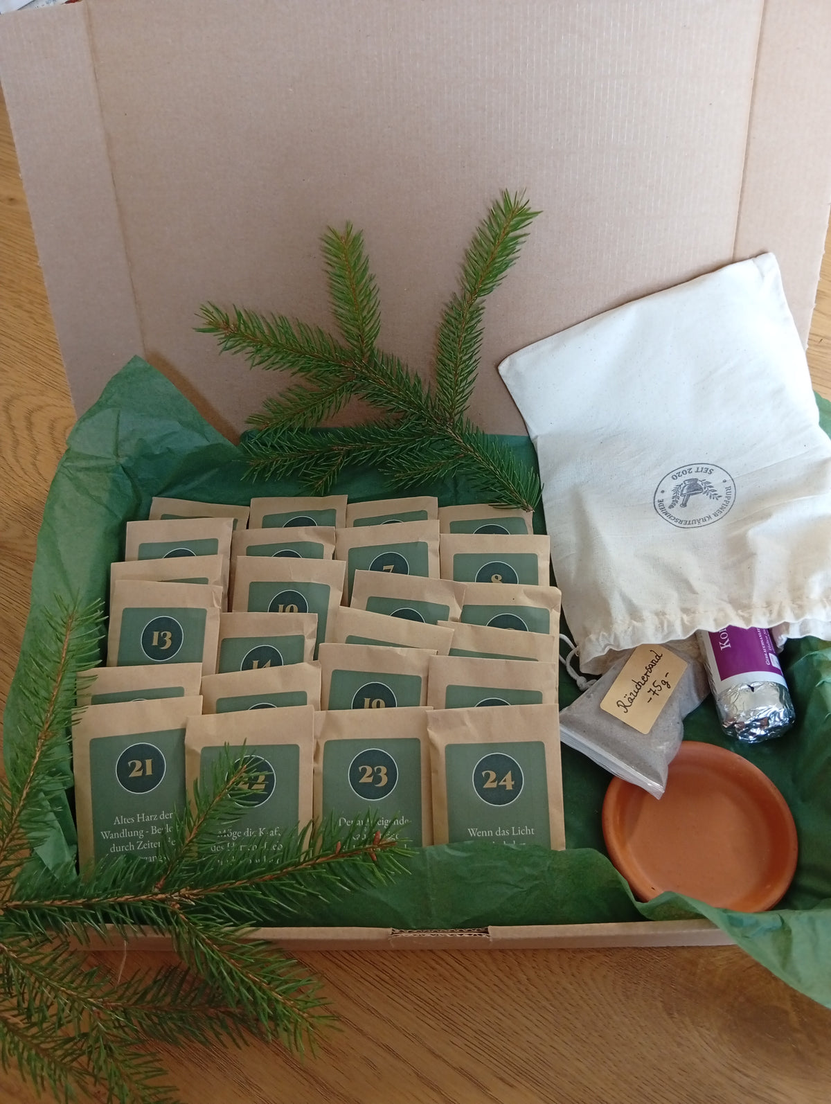 Adventskalender zum Räuchern.