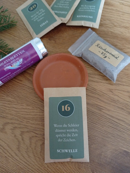 Ansicht vom Inhalt des Räucherwerk-Adventskalenders.