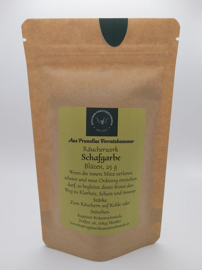 Mittlere Tüte mit Schafgarbe.